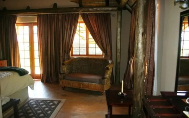 African Flair Country Lodge