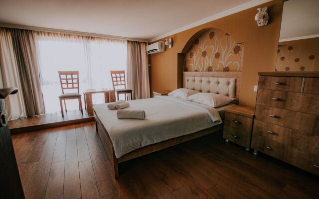 Отель Orbi Residence Hotel Official