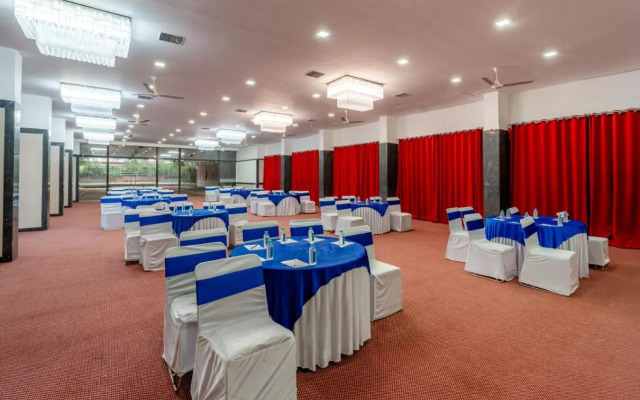 Treebo Premium Omni Residency