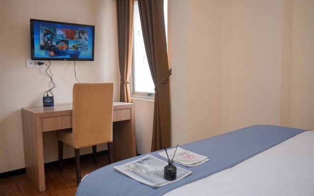 Spacious and Elegant 3BR at Great Western Apartment