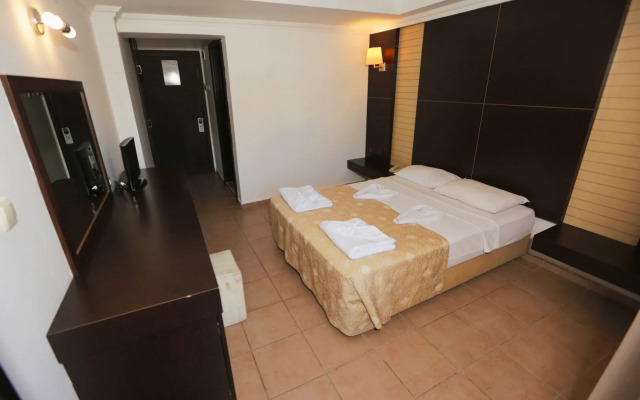 Club Munamar Beach Resort – All Inclusive