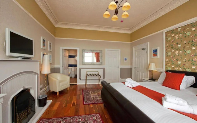 Mackays Guest House