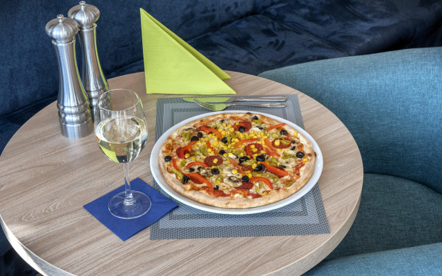 Premier Inn Cologne City Sud Hotel