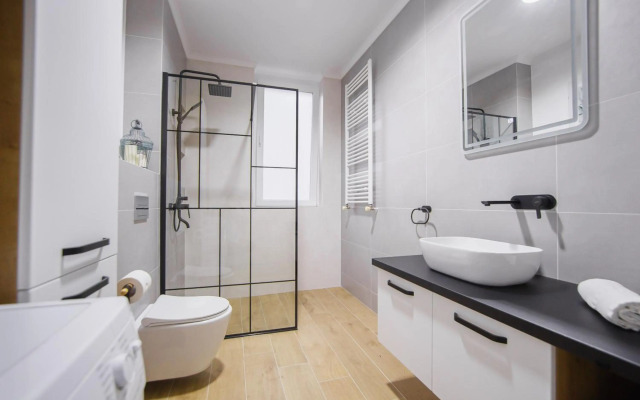 Loreley’s Home near City Center