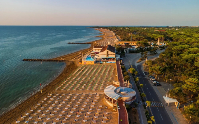 Lignano Sabbiadoro Flat With Parking