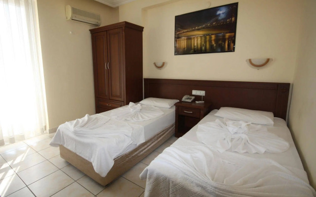 Rose Garden Apart Hotel
