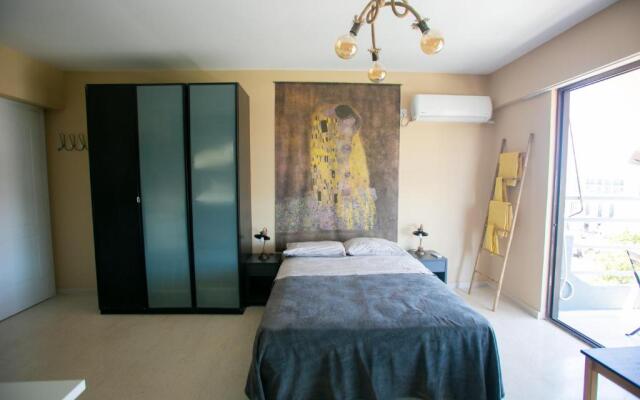 Joanna's studio (Rafina port)