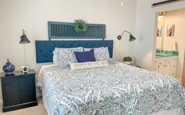 051 Topsail by ACP