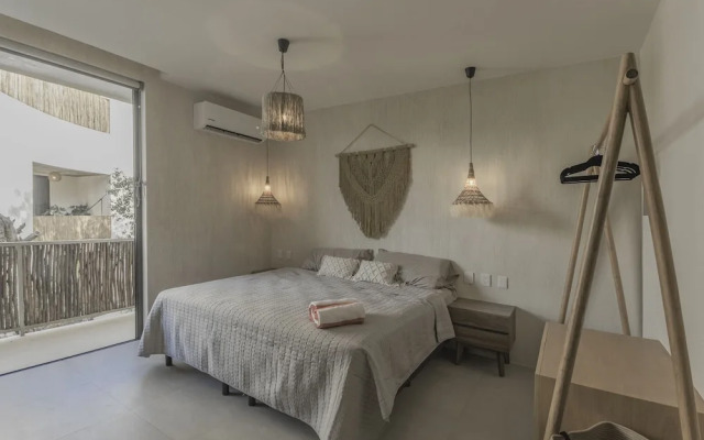 Tanik Tulum By Lockey