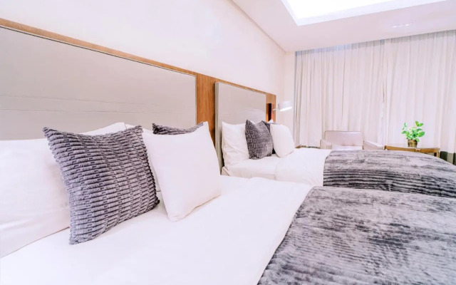 Convenient City Stay in Iloilo Business Park