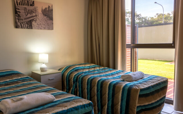 Windward Apartments