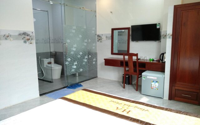 Spring Hung Anh Hotel