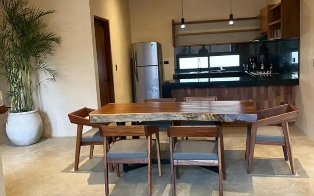 La Veleta Luxury Condos