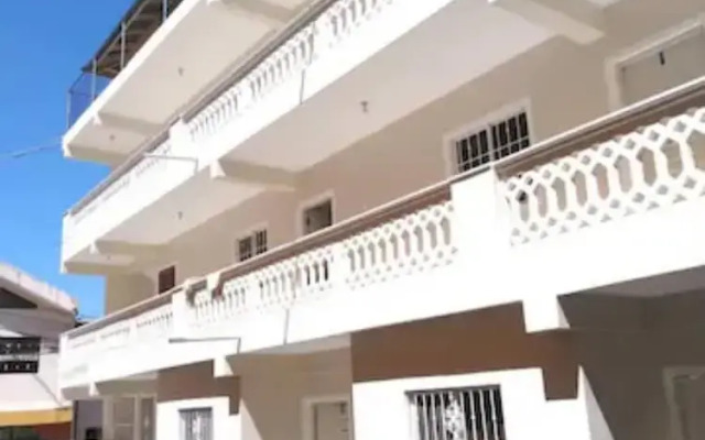 Secure 3-pers Apartment Close to the Beach