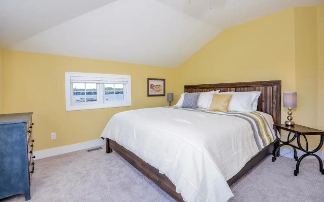Swing Bridge Condo - Unit 40