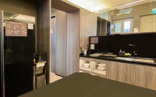 ST Signature Jalan Besar, SHORT OVERNIGHT, 13 hours: 6PM-7AM