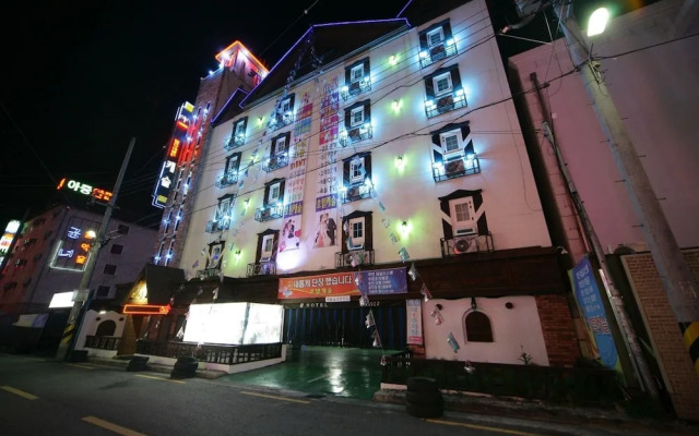 Jeonju Uadong Hotel MIX