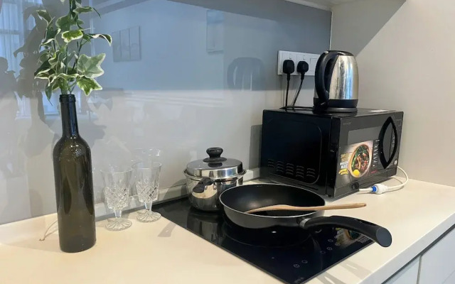 Ekocheras Suite