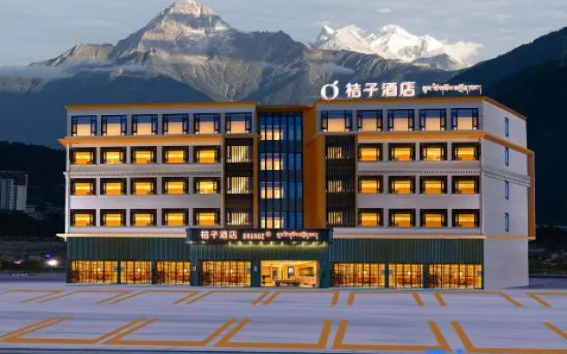 Orange Hotel (Nyingchi Bomi County 318 National Road) – Exterior – Nyingchi