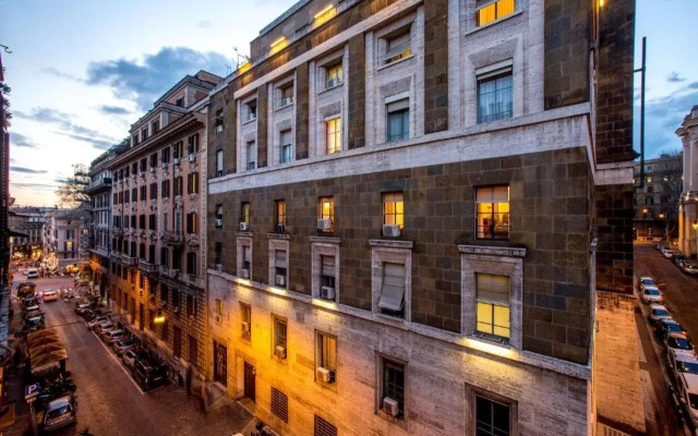 Отель Basilio 55 Rome