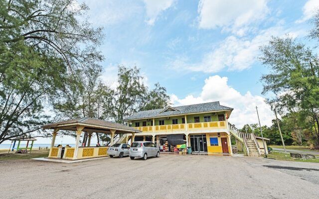 OYO 90315 Chalet Pantai Rantau Panjang