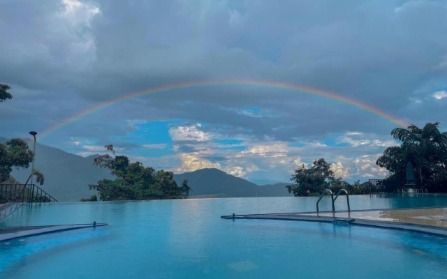 MOI Ella by DBI