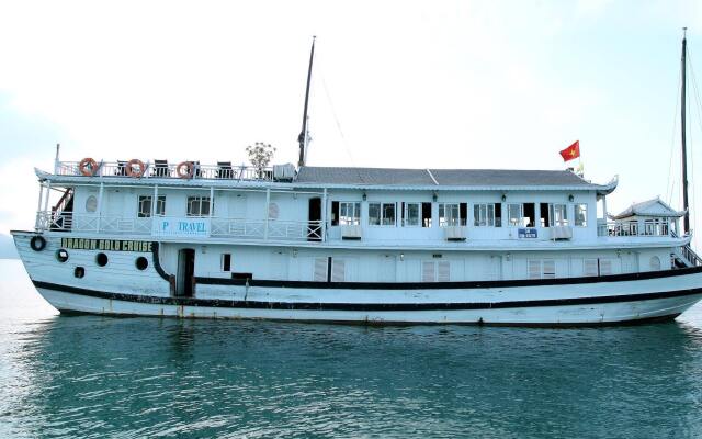 Halong Dragon Cruise