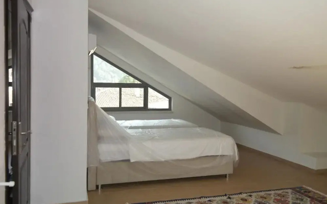 Villa with Private Pool in Icmeler