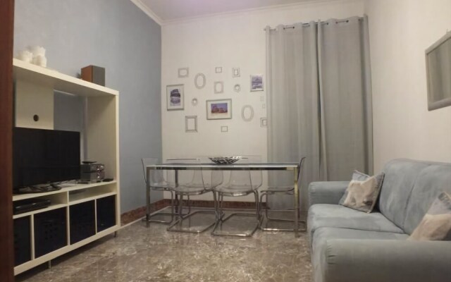 Four Seasons Holiday House