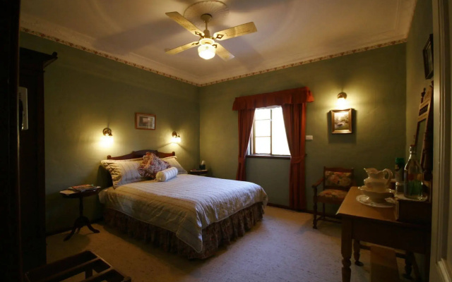 Holberry House