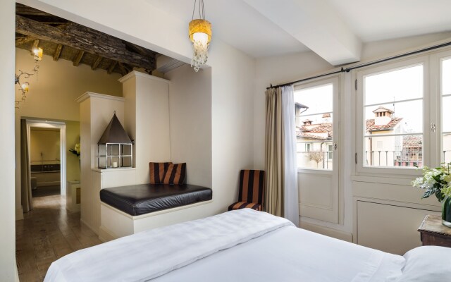 Relais Santa Croce by Baglioni Hotels & Resorts