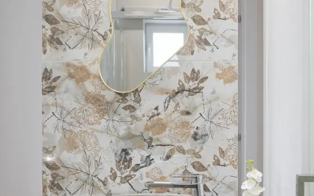 Athens Golden Light Premium Residence