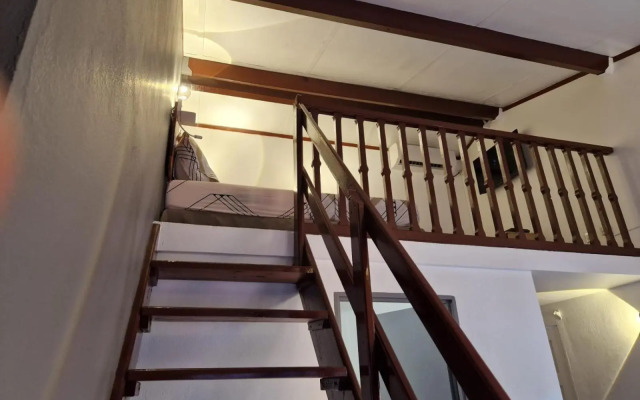 Studio rénové au coeur de Sainte Anne