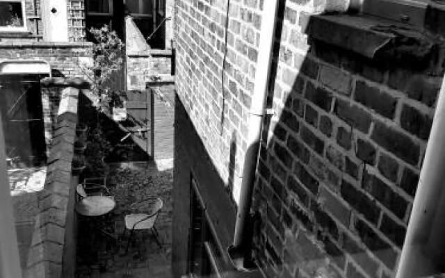 Gorgeous Stylish Cheri Victorian House In Manchester