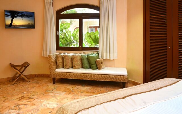 Villas Sacbe Condo Hotel and Beach Club