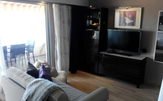 Apartment Saint Romain near Monaco, free Wifi