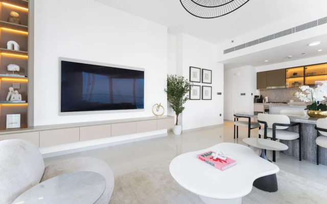 Upscale 2-BR in Grand Bleu by Elie Saab