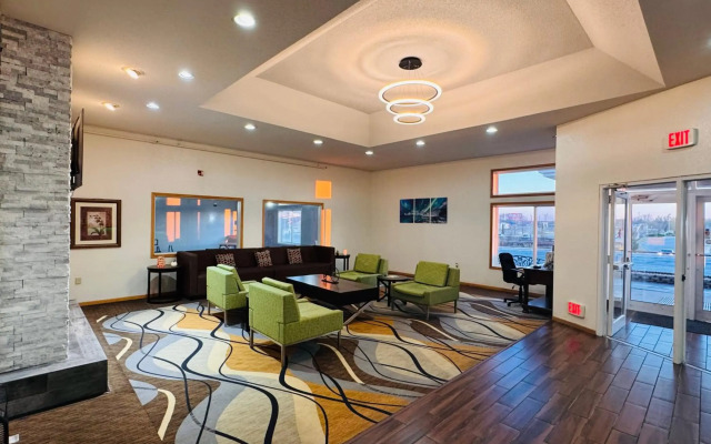 Grandstay Hotel and Suites