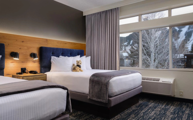 The Rockwell Inn (formerly the Lexington at Jackson Hole Hotel & Suites)