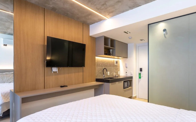 Setai Yacht By Day by Day