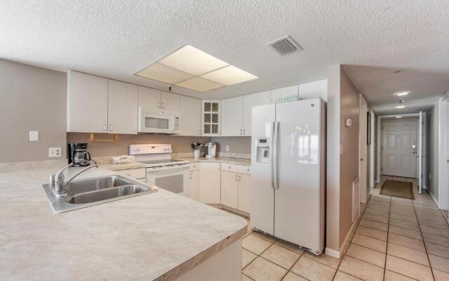 412 Beach Place Condo