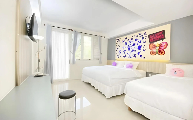 Transformer Center Hotel