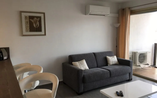 Отель Sweet Inn - Maison Blanche