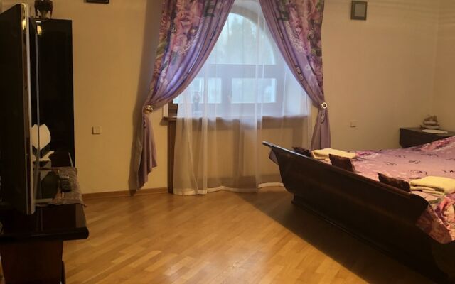 Gala Luxe