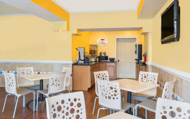 Super 8 By Wyndham Virginia Beach Oceanfront