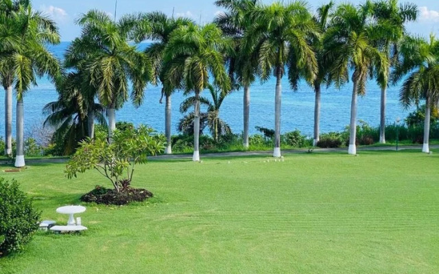 Beautiful 1-bed Beach Side Studio in Montego Bay
