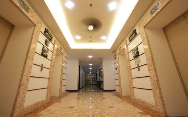 Regency Grand Suites
