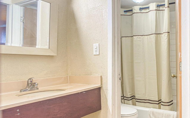 OYO Hotel Vienna I-75