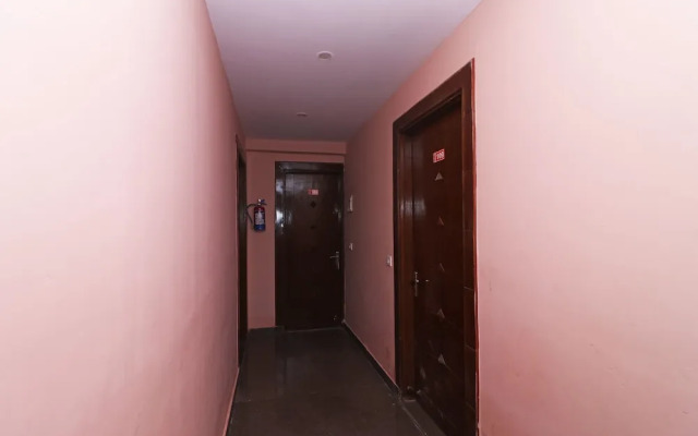 OYO 29362 Angel Pink Hotel