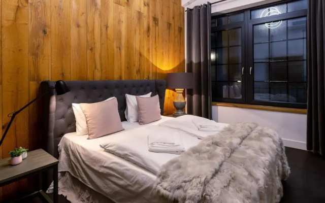 Your Instaworthy Astoria Loft Apartment